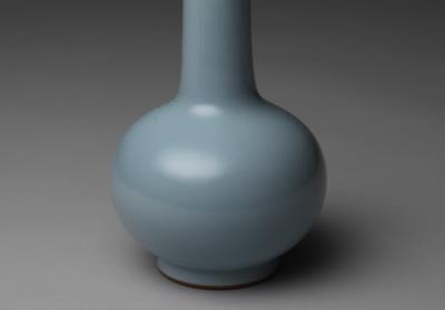 图片[3]-Long-necked vase with green glaze, Qing dynasty, Yongzheng reign (1723-1735)-China Archive